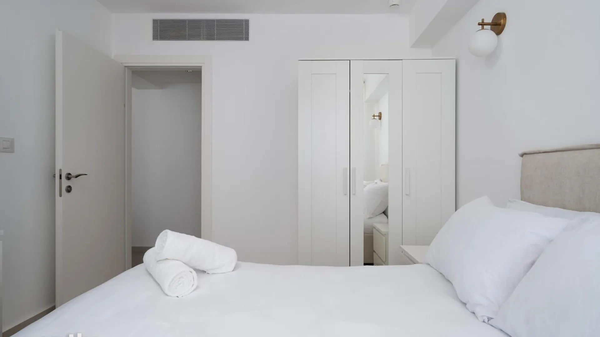 Luxury Apartments And Studios At Sea Side By Rently Eilat 0*,  Israel