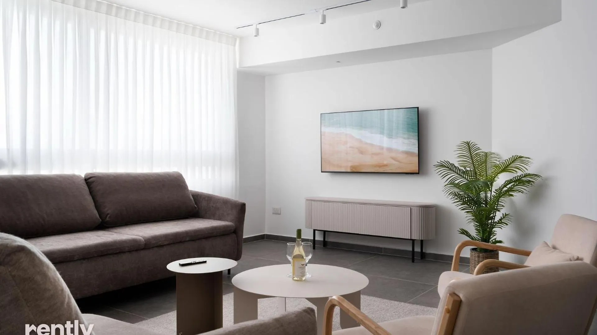 Luxury Apartments And Studios At Sea Side By Rently Eilat 0*,  Israel